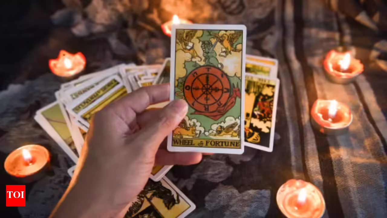 Tarot Guidance: Using Tarot as a Tool for Clarity, Insight, and Self-Reflection